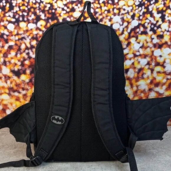 🍒 Batman Holiday Bundle - Picture 3 of 10